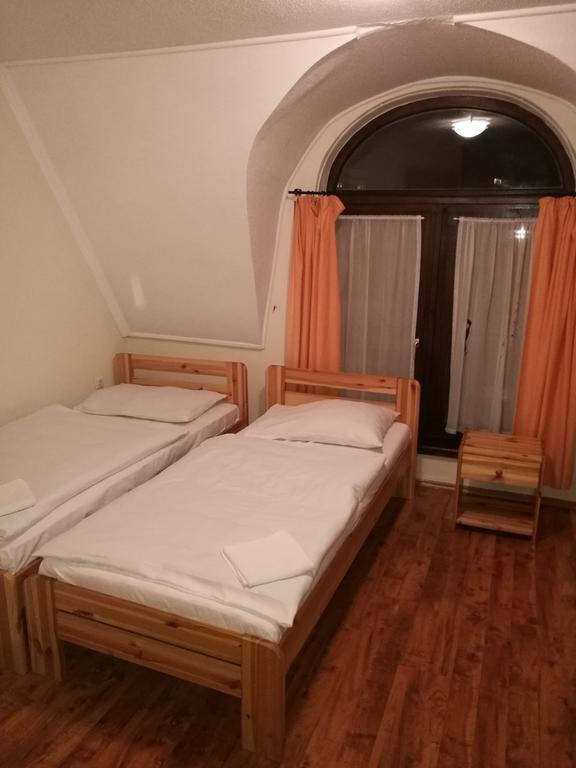 Mátyás Szállás Szombathely Exterior foto